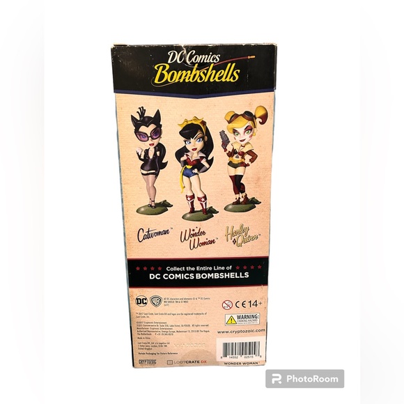 DC Comic Bombshells Wonder Woman LootCrate Metallic Edition Vinyl Figure Boxed - Picture 3 of 6